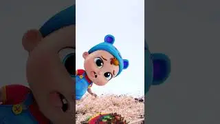 Uh-oh! Don&rsquo;t Eat the Dirty Lollipop! 😬🍭 #lollipop #sillysong #funnykids