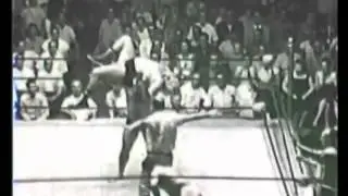 Argentina Rocca & Miguel Perez vs Dr Jerry & Eddie Graham 1950's professional wrestling match
