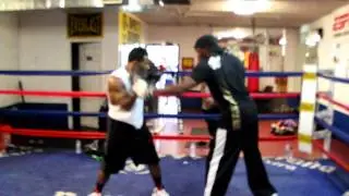 Lydell Rhodes puttin in the work with Floyd Mayweather Sr
