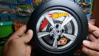 Hot Wheels 30 car carrying case found at dollar general