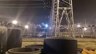 Otwieranie/zamykanie odłącznika 400kV pod napięciem. Open/close 400kV disconnector
