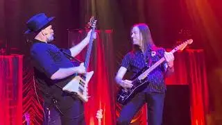 Heart - Barracuda - 12/28/2023 - Palm Desert, CA - Acrisure Arena