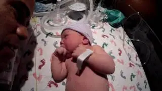 Lys Tenfen Silveira 2  FEW MINUTES AFTER BORN   THANKS LORD!!!