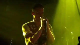 04/04 WHEN YOU WERE YOUNG - ACOUSTIC [HD] - BRANDON FLOWERS live in Liverpool 14 Oct 2010