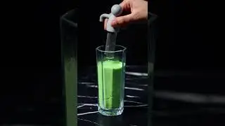 Smooth, clean cuts of green kinetic sand! 💚😍  So satisfying to watch! #asmr #satisfyingvideo