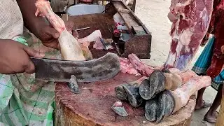 Amazing Cow Leg Cutting Skills || Paya Cutting || Desi Cutting Skills