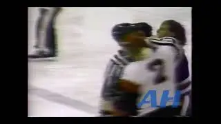 OHL Feb. 21, 1987 Denis Larocque,GUE v Alan Lake,KIT Guelph Platers Kitchener Rangers