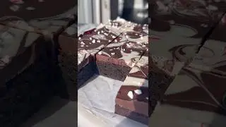 peppermint bark brownies🎅🏼🎄