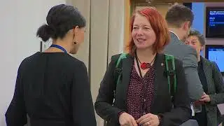 Malin Bj&ouml;rk ror i land ett europeiskt kvotflyktingsystem