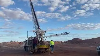 Arckaringa Basin/Coober Pedy Project 5 - Hole 1 - Drill going up