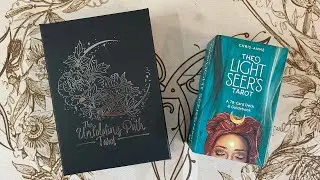 Unfolding Path Tarot -vs- Lightseers in another #unfairdeckcomparison