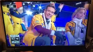 FULL video of Savannah Bananas & Party Animals on New Years Rockin Eve! #bananaball #bananas #kj