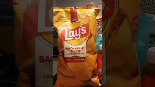 Mini Josh's Snack &Candy Reviews🥓🧀🍞 Lay's Bacon Grilled Cheese Flavor