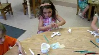 Fun with Coil Pots. Wee Little Arts class.