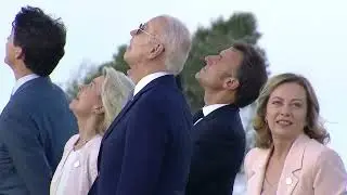 Video completo de desfile de paracaidismo donde 