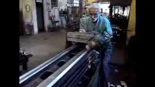 RETÍFICA DO BARRAMENTO DE TORNO : PARTE 2 -
