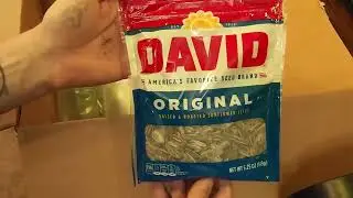 DAVID SUNFLOWER SEEDS UNBOXING