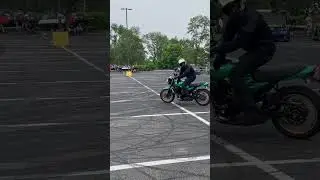 Awesome Stoppie On a Kawasaki 650 cafe racer | The awesome cool stunt rider Jason Britton!