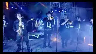 Banda quintos -  Popurrí de quebraditas ( El gato y yo, E.O.E caballito y Nubes)