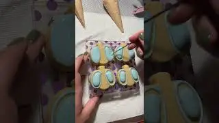 Happy Halloween! 🎃 #cookiedecoratingvideos #pumpkincookies #cookieasmr #asmr