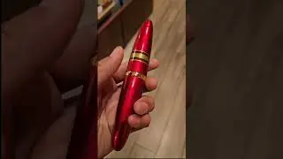 Looking for gift options?🎁 This might be a great choice 🤔 La Aurora Ruby Tube 🔥🔥🔥 #cigarreviews