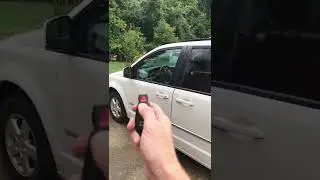Трюк с опусканием окон Dodge Caravan с помощью брелока