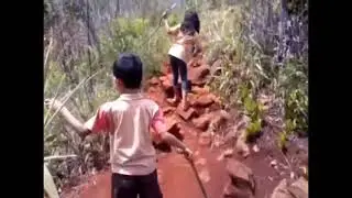 Pencarian Anak Sungai di Bukit Mandiangin