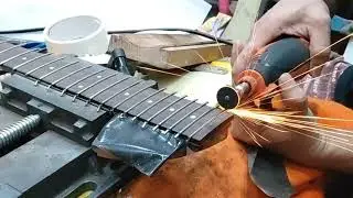 Washburn N4 Nuno Bettencourt Signature - Refretting Stainless Steel by PHC Majestic Guitarworks