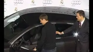 Conoce los nuevos coches de los jugadores. Entrega de coches Audi