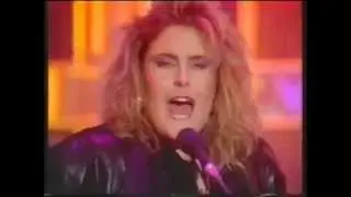 Alison Moyet - Weak In The Presence Of Beauty (TOTP)