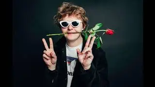 Lewis Capaldi Hold Me While You Wait (empty arena edit)