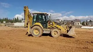 Cat 428F2 Bekoloder Zeminden &Ccedil;amur Sıyırıyor || Caterpillar Backhoe Loader