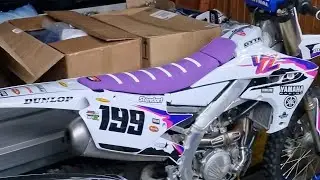  sitzbezug beziehen bei einer yz250f /#yz250f #yamaha #motox #motocross 