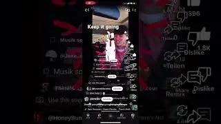 Like this video all the way to 1 million likes!!