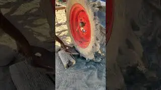 Work Smarter Not Harder 💪🏼 #tractor #tire #heavy #smart #win #farming