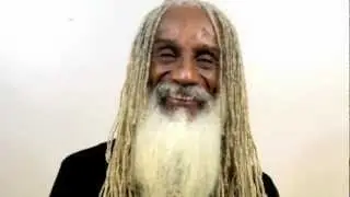 Raw Food Inspiration - Dr. Aris LaTham