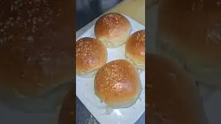 Perfect buns for burgers 😋❤️ #burgerbun #food #foodie #delicious #streetfood 