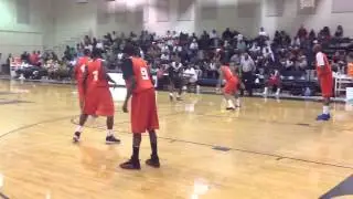 Carlos Powell great spin move and bucket