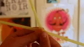 Melt Straws, easy magic trick