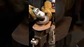Restore old iron materials to reuse #forging #sword #handmade #rusty 38