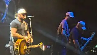 Koe Wetzel - Surrounded - Hartford CT - August 30, 2025 all copyrights to artist 