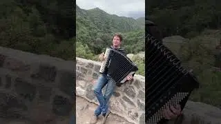Играю на аккордеоне в Аргентине #accordion #аккордеон