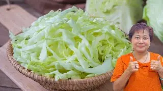 olahan kubis/kol ini nikmat banget di makan bersama nasi hangat!