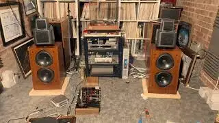 Elekit TU-8500 + TESLA ECC82 + Trichord Dino + QSC G3 + KEF 105 /4 