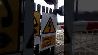 Kingsnowe level Crossing 23/3/19 Ft Dps Railway Videos, Bros Gamers and Edinburgh Transport