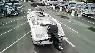 Robalo R222