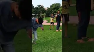 bacho ka reaction dekho  Yaar .#shorts #viralshorts #youtubeshorts #reaction #flips