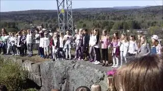 Lillås skole i Horten synger på Skolenes sangdag 2017