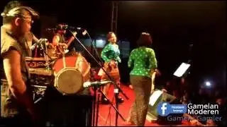 Bongkar - Iwan Fals ( Gamelis Gamler live show )