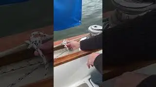 How to clear a riding turn on a winch.
